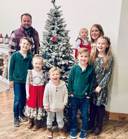 Who is Anna Duggar? Wiki, Age, Husband, Family, Biography & More 17 Anna Renee Duggar family