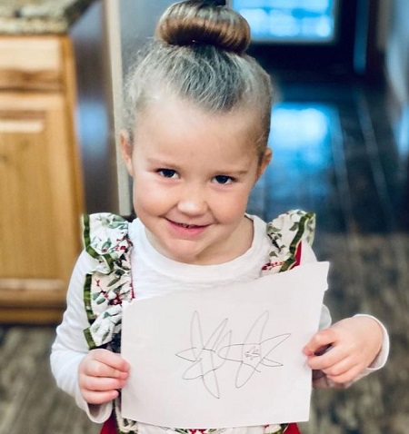 Who is Anna Duggar? Wiki, Age, Husband, Family, Biography & More 7 Anna Renee Duggar girl Meredith Grace Duggar