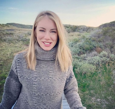 Who is Jennifer Holland? Wiki, Age, Husband, Height, Family, Bio & More 4 Jennifer Holland Age, Wiki & Bio