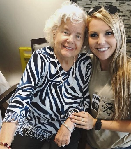 Sophie Swaney Wiki, Height, Age, Boyfriend, Family, Biography & More 11 Sophie Swaney is very close to her grandmother Lois Bonds Swaney