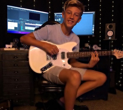 Stefan Benz Wiki: Height, Age, Girlfriend, Family, Biography & More 2 Stefan Benz is a famous pop singer and song writer