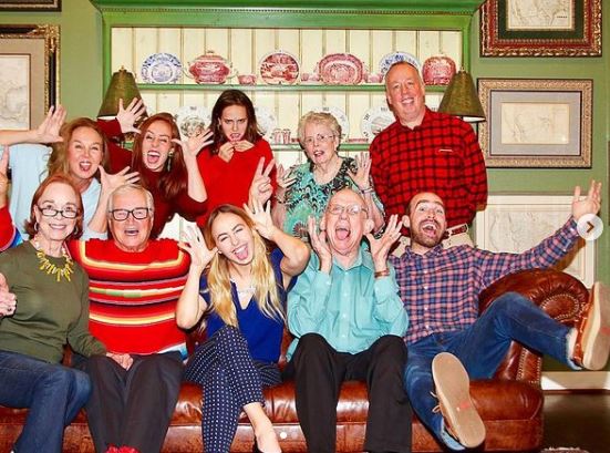 Caroline Brown (Meteorologist) Wiki, Biography, Net worth, Age, Husband, Salary, Parents & More 5 Caroline Brown with her family