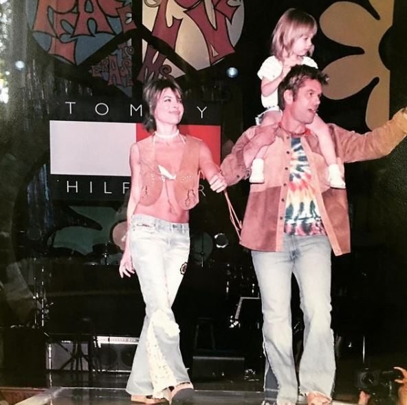 Delilah Belle Hamlin Wiki - Bio, Age, Height, Boyfriend, Parents, Ethnicity & More 5 Delilah Belle Hamlin with her parents