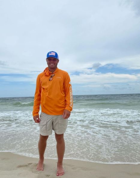 Jordan McCollum (Mama June's Boyfriend) Wiki, Biography, Age, Net worth, TikTok, Profession, Family, Lifestyle & More 13 Jordan McCollum loves beach
