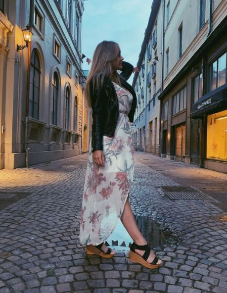 Who is Kandyland Streamer? Wiki, Biography, Age, Family, Boyfriend, Lifestyle, Height & More 3 Kandyland Streamer height