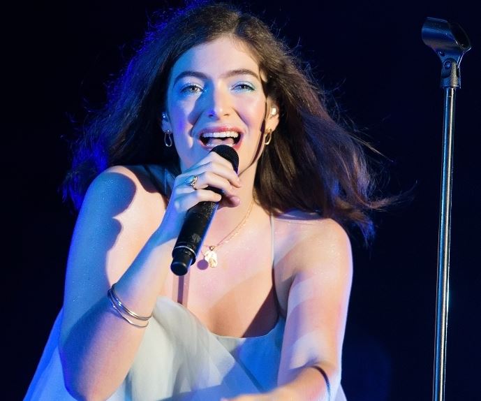 Who is Justin Warren? Wiki, Biography & Facts About Lorde's Boyfriend 6 Lorde is singer