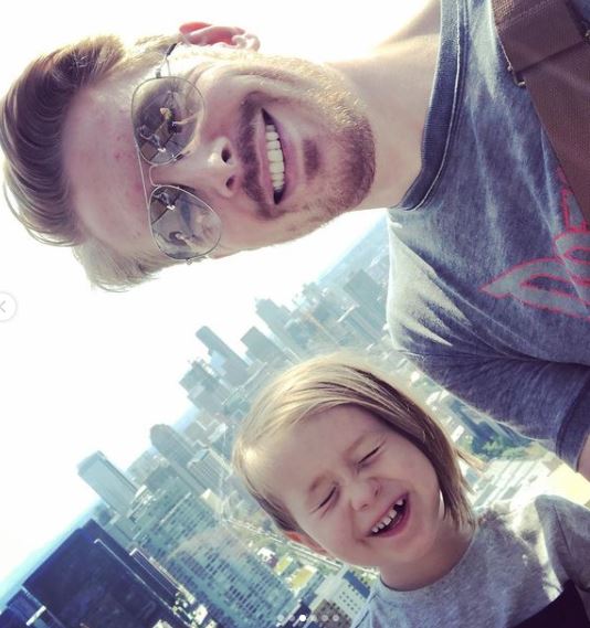 Who is Oliver Rice? Biography, Wiki, Age, Wife, Net worth, Movies, Family & More 12 Oliver Rice loves to spend time with his son