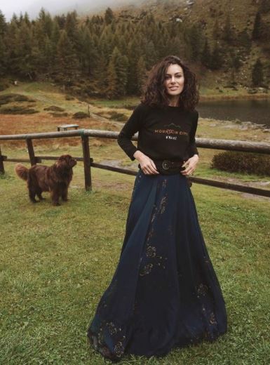 Paola Turani Wiki - Biography, Age, Profession, Husband, Family, Lifestyle, Height & More 3 Paola Turani height