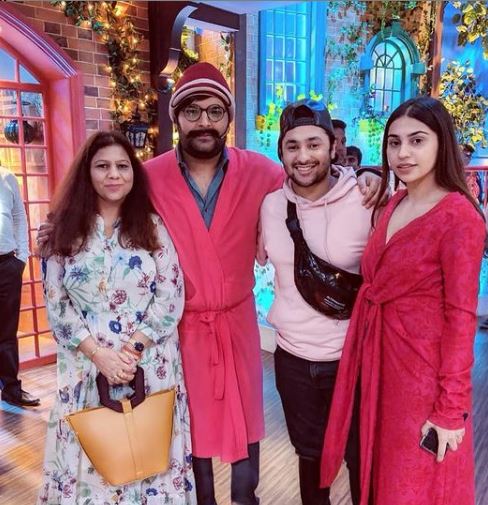 Pria Beniwal (Harsh Beniwal's Sister) Wiki - Biography, Age, Boyfriend, Family, Career, Height & More 12 Priya appeared in the Kapil Shrma show along with her brother and mother