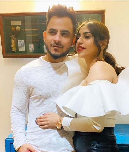 Pria Beniwal (Harsh Beniwal's Sister) Wiki - Biography, Age, Boyfriend, Family, Career, Height & More 8 Priya with her boyfriend Milliand Gaba