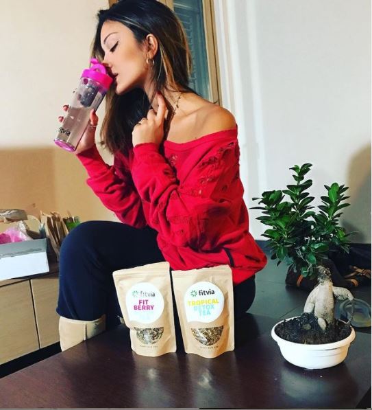 Who is Rosa Perrotta? Wiki, Biography, Age, Boyfriend, Profession, Family, Lifestyle, Height & More 14 Rosa Perrotta promoted the health brand