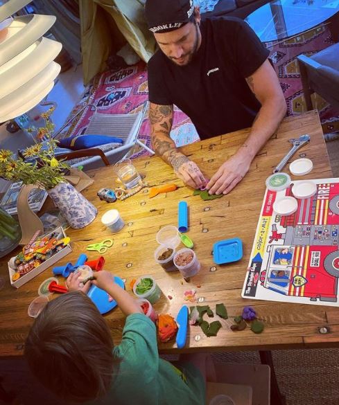 Who is Eugene Isaac? Meet Oscar Isaac's Son Wiki, Biography & Facts 11 Eugene Isaac with his uncle William