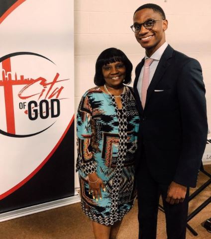 Who is Justin Bibb? Wiki, Biography, Parents, Wife, Kids, Net worth, Age, Career & More 15 Justin Bibb with his mother