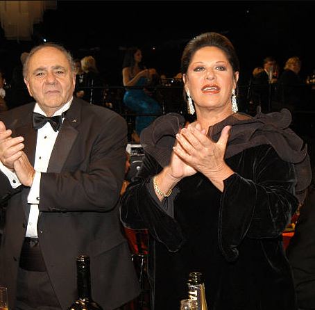 Who is Kathleen Christopher? About Michael Constantine's Wife Wiki, Biography & Facts 8 Michael Constantine with Lainie Kazan