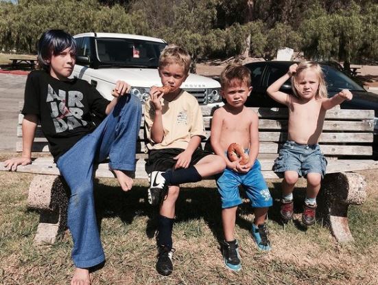 Who is Ryder Robinson? Wiki, Biography & Facts About Kate Hudson's Son 13 Ryder Robinson with his cousins