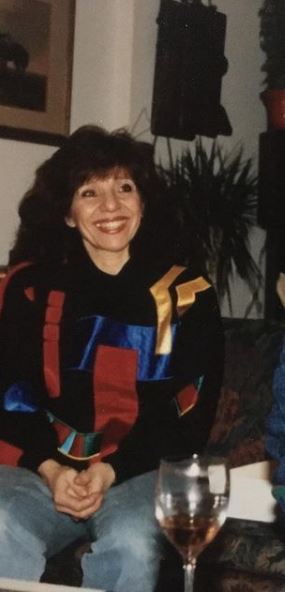Who is Sandi Graham? Wiki, Biography & Facts About Drake's Mother 3 Sandi Graham's family