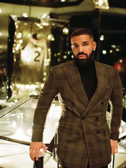 Who is Sandi Graham? Wiki, Biography & Facts About Drake's Mother 5 Sandi Graham's son Drake