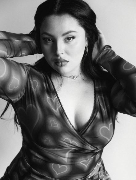 Who is Zoey Luna? Wiki, Biography, Age, Parents, Ethnicity, Boyfriend, Height & More 11 Zoey Luna did photoshoot