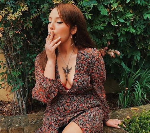 Who is Zoey Luna? Wiki, Biography, Age, Parents, Ethnicity, Boyfriend, Height & More 14 Zoey Luna smoke often