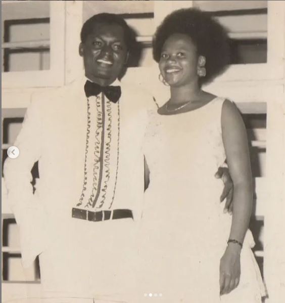Who is Dr Chike Akunyili? Wiki, Biography, Death, Wife, Age, Family, Kids, Career & More 5 Dr Chike Akunyili with his wife late Prof. Dora Akunyili