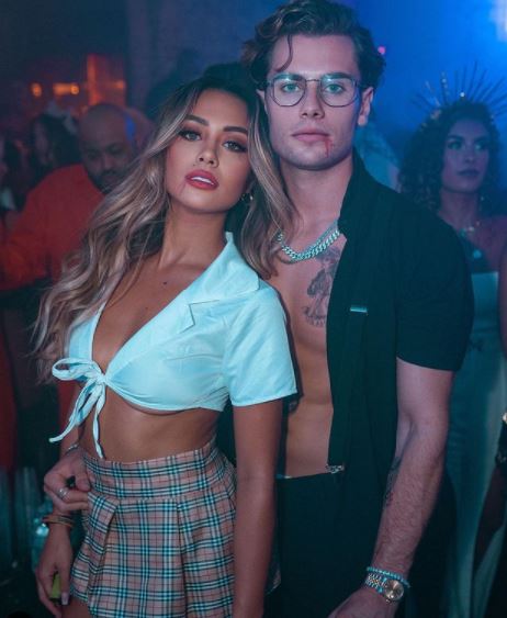 Desiree Schlotz Wiki: Birthday, Height, Net worth, Age, Boyfriend, Parents, Ethnicity & More 7 Desiree Schlotz with her boyfriend Joe Garratt