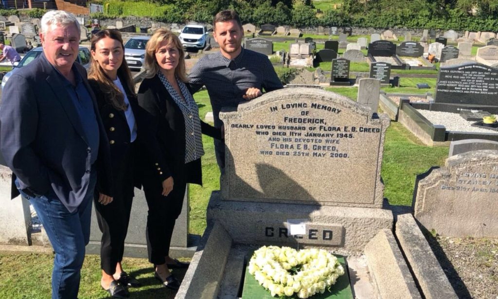 Who is Janet Bruce? Wiki, Biography, Age, Family & Facts About Steve Bruce's Wife 8 Janet Bruce with her husband and kids