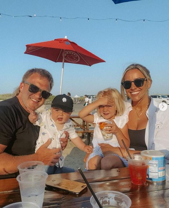 Who is Jennifer Schmitt? Wiki, Biography & Facts About Stephen Belichick's Wife 8 Jennifer Schmitt with her family