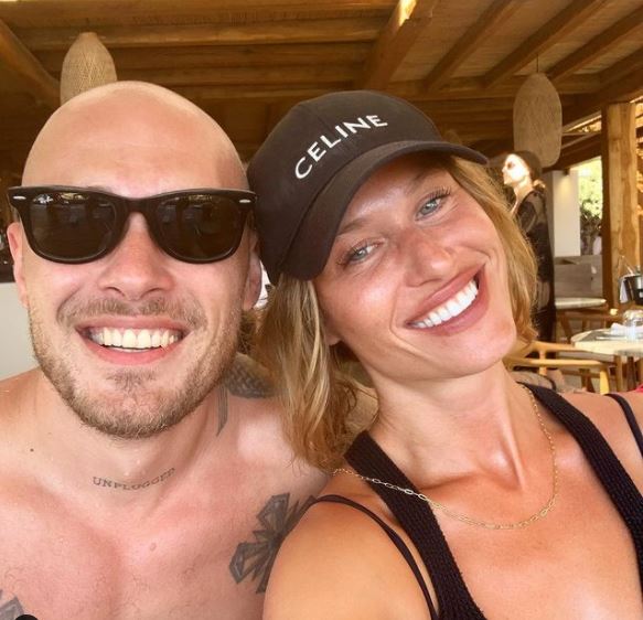 Who is Olga Kent? Wiki, Biography, Net worth, Age, Husband, Movies, Parents, Ethnicity, Height & More 4 Olga Kent with her brother