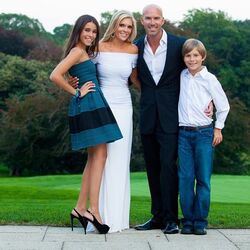 Who is Robert Beer? Wiki, Biography & Facts About Madison Beer's father 5 Robert Beer at his weading with Lyndsey