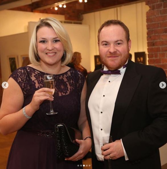 Who is Simon Davies? Wiki, Biography & Facts About Sara Davies' Husband 8 Sara Davies with her husband Simon Davies