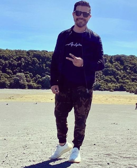 Who is Piter Albeiro? Wiki, Biography, Net worth, Age, Wife, Family, Children, Height, Career & Facts 14 Piter Albeiro's height