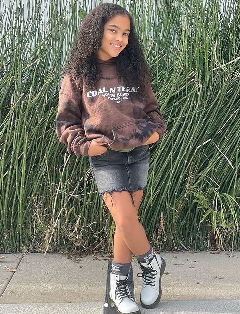 Who is Shai Moss? Wiki, Biography, Age, Birthday, Parents, Net worth, Height, Movies & More 11 Shai Moss height