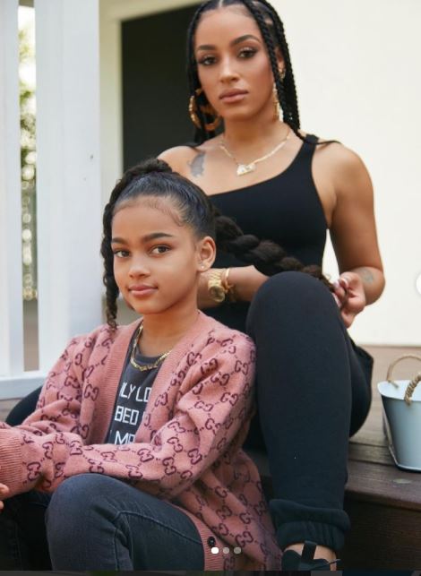 Who is Shai Moss? Wiki, Biography, Age, Birthday, Parents, Net worth, Height, Movies & More 3 Shai Moss with her mother