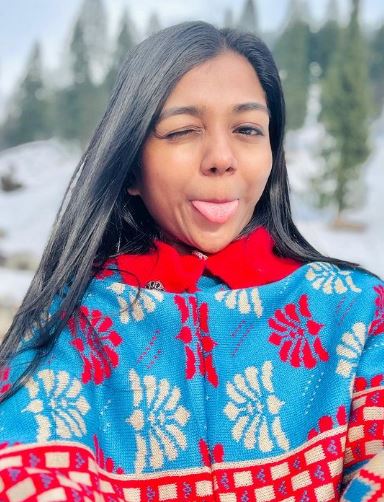 Amala Shaji Biography, Wiki, Height, Birthday, Family, Boyfriend, Net worth & More 8 Amala Shaji without filter photo