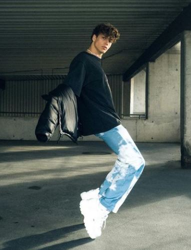 Bene Schulz Wiki, Age, Height, Net worth, Girlfriend, Family, Biography & More 2 Bene Schulz height