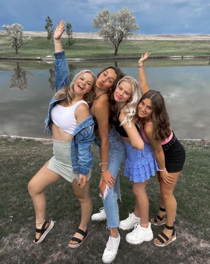 Aaliyah Kikumoto Wiki (Viral Masters Girl) Age, Biography, Family, Instagram & Profiles 10 Aaliyah with her friends
