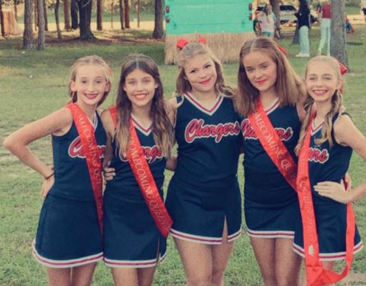 An old photo of Tristyn with her friends