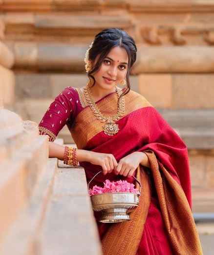 Bhavani Sre Age, Height, Boyfriend, Parents, Caste, Net Worth, Biography, Movies & More 7 Bhavani Sre professional career