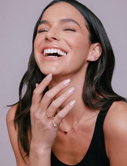 Bruna Marquezine facts