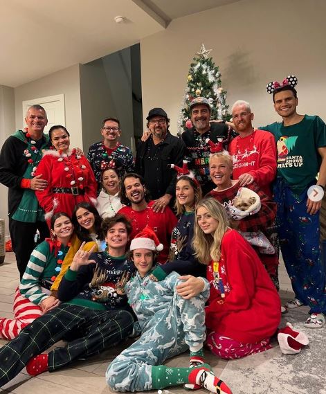 Bruna with family & friends