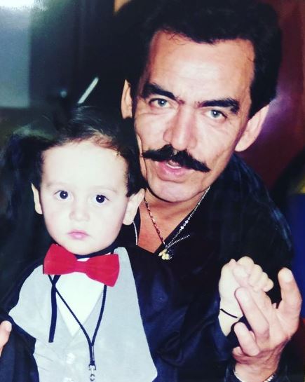 Julian Figueroa Wiki, Age, Spouse, Family, Cause of Death, Net Worth, Biography & More 2 Childhood photo of Julian with his father