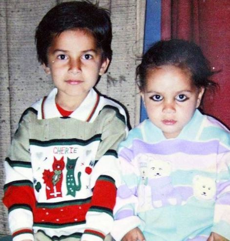 Shubhankar Mishra Age, Wife, Biography, Wiki, Family, Qualification, Net Worth & More 3 Childhood photo of Shubhankar with his brother Saurabh