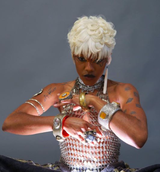 Iniko - Biography, Wiki, Net Worth, Age, Boyfriend, Family, Religion, Gender & More 4 Iniko gender