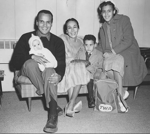 Julie Robinson (Harry Belafonte's Ex-Wife) Biography, Age, Kids, Family, Net Worth, Wiki & More 5 Julie Robinson with her family