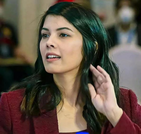 Kavya Maran Wiki (SRH Owner) Age, Husband, Net Worth, Parents, Height, Biography & More 2 Kavya Maran wiki