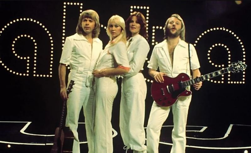 Lasse Wellander (Guitarist) Wiki, Biography, Wife, Age, Net Worth, Death, Family & More 6 Lasse Wellander music journey