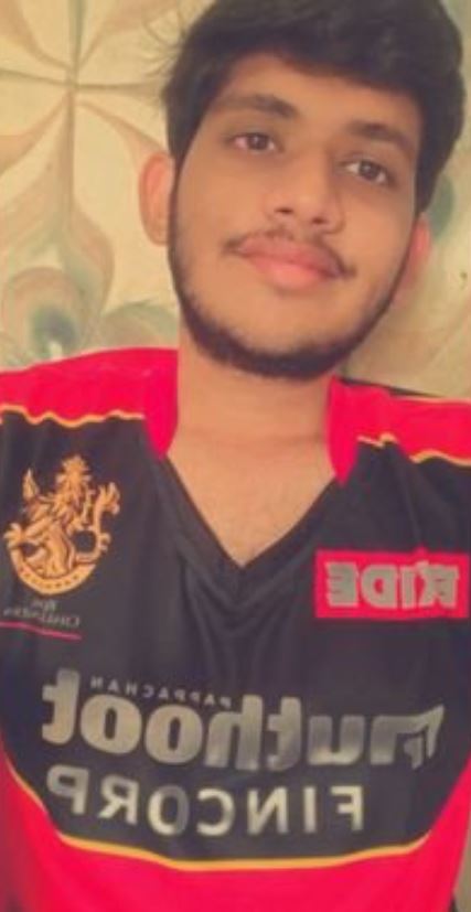 Mufaddal Vohra (Cricket Fan) Age, Wife, Biography, Parents, Wiki, Profiles & More 4 Mufaddal Vohra wiki