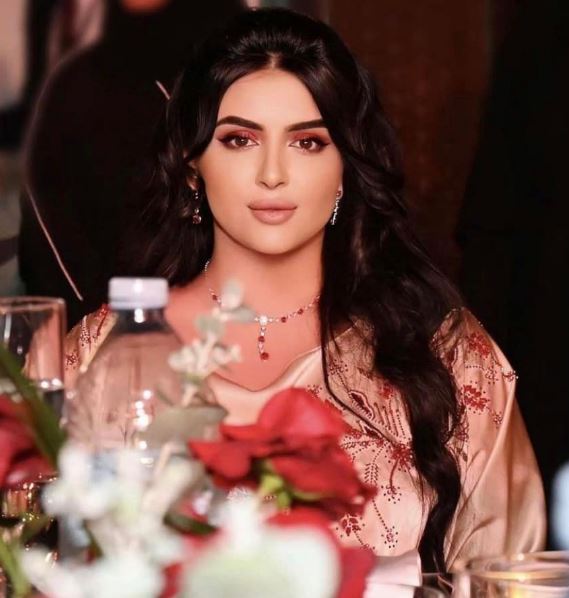 Who is Sheikha Mahra? Wiki, Biography, Net Worth, Age, Husband, Family, Height & More 9 Sheikha Mahra net worth