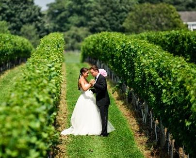 Taylor Strecker and Brett Epstein wedding photo