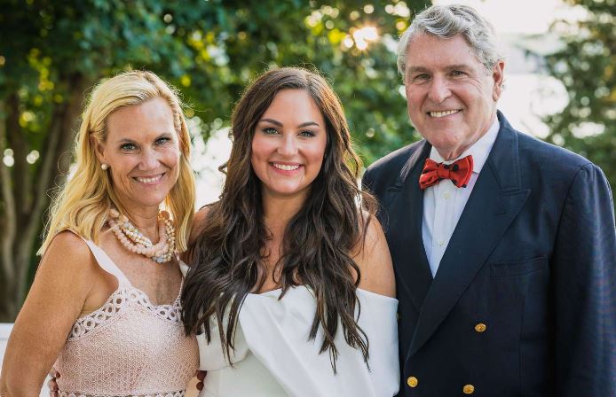 Taylor with her parents